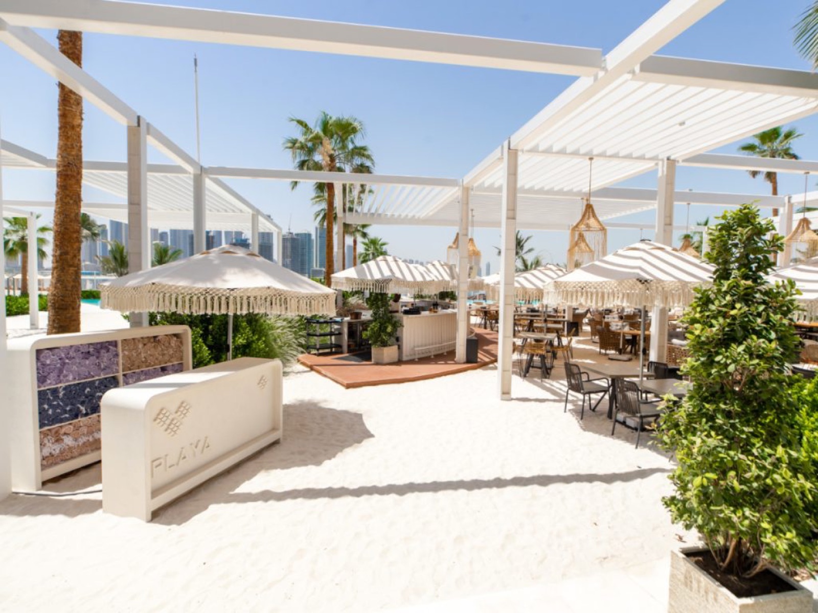 Bal Harbour Beach in Dubai, Foto 1 von 3