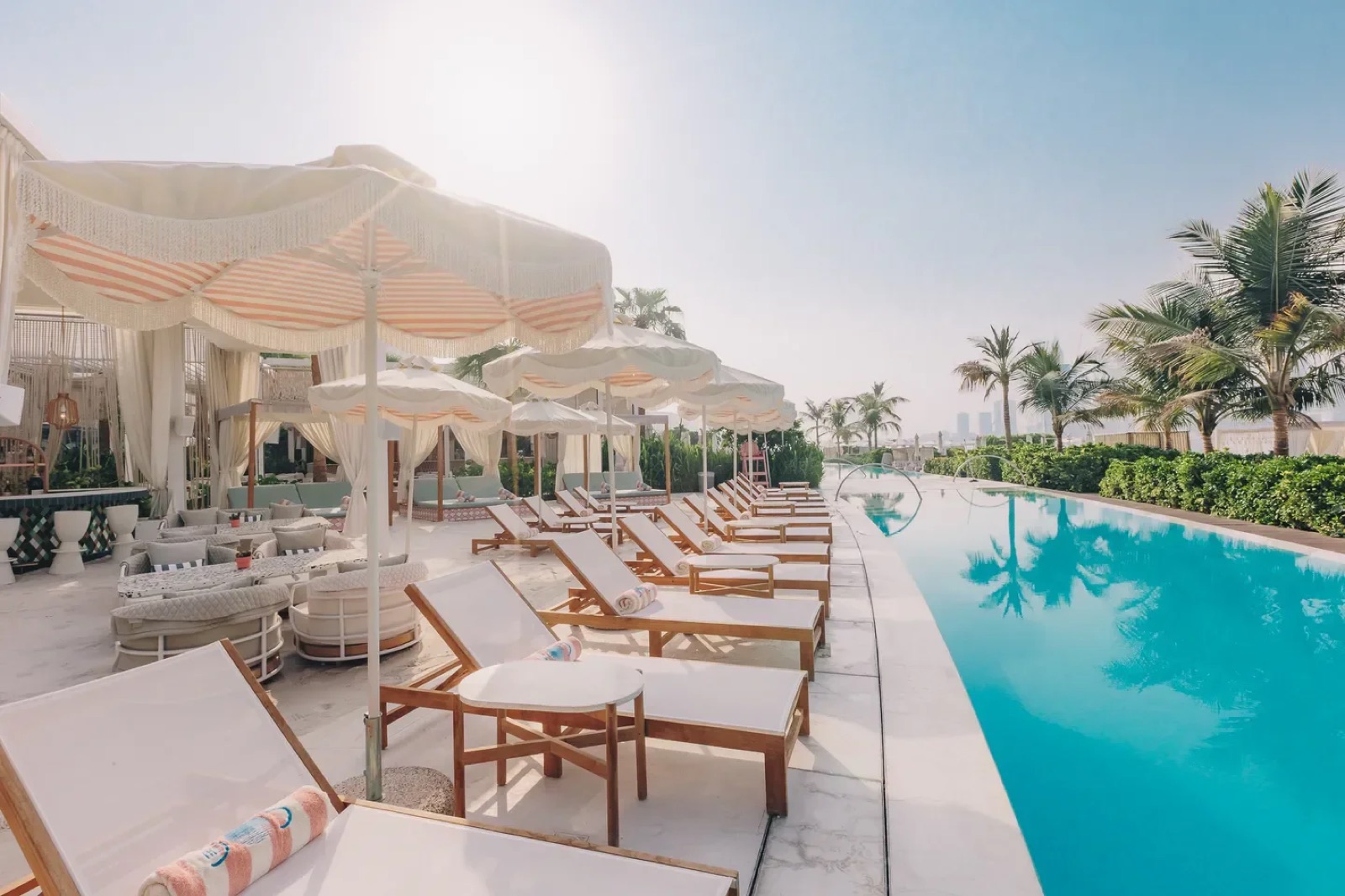 BASK Beach Club Fairmont The Palm in Dubai, Foto 1 von 3