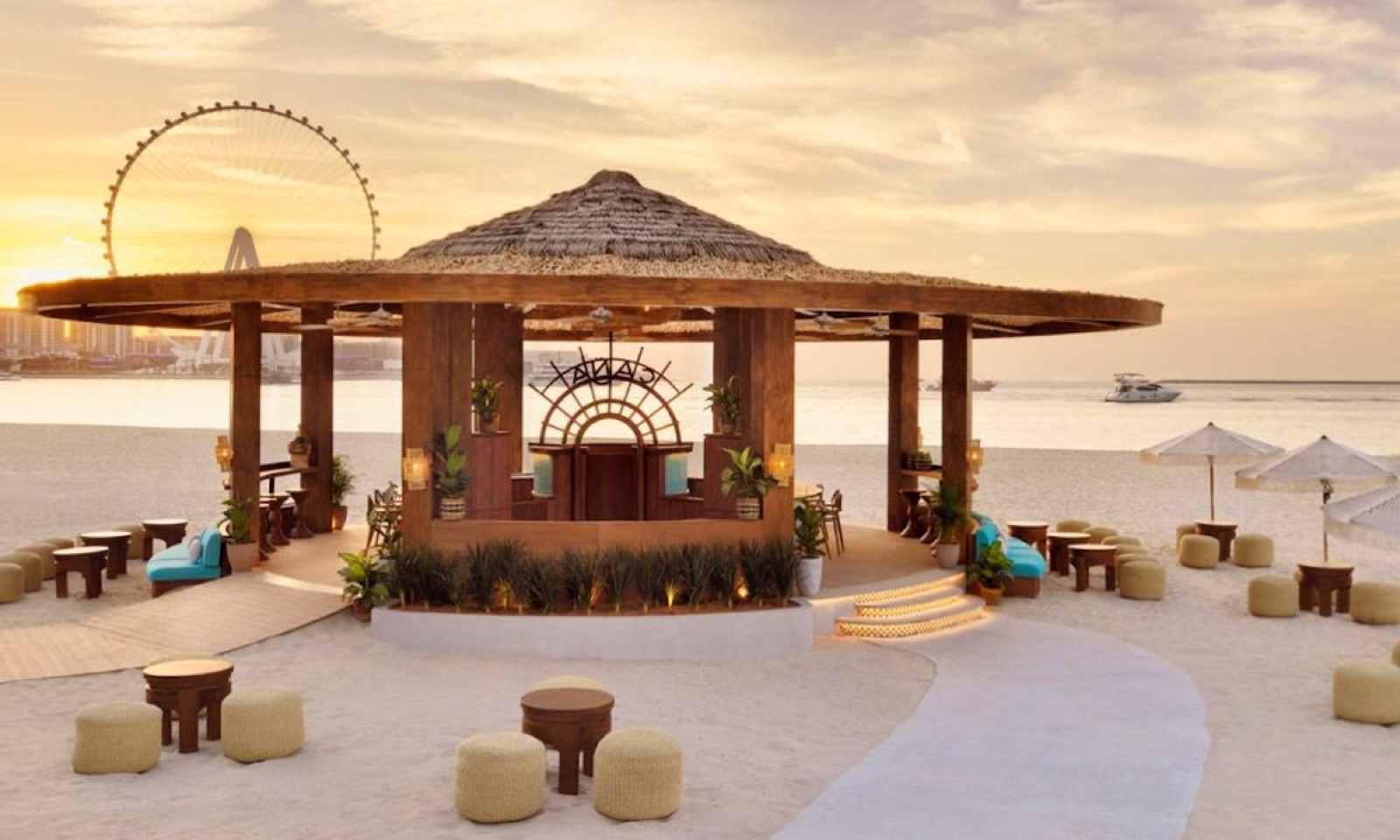 CANA Beach Bar in Dubai, Foto 1 von 3