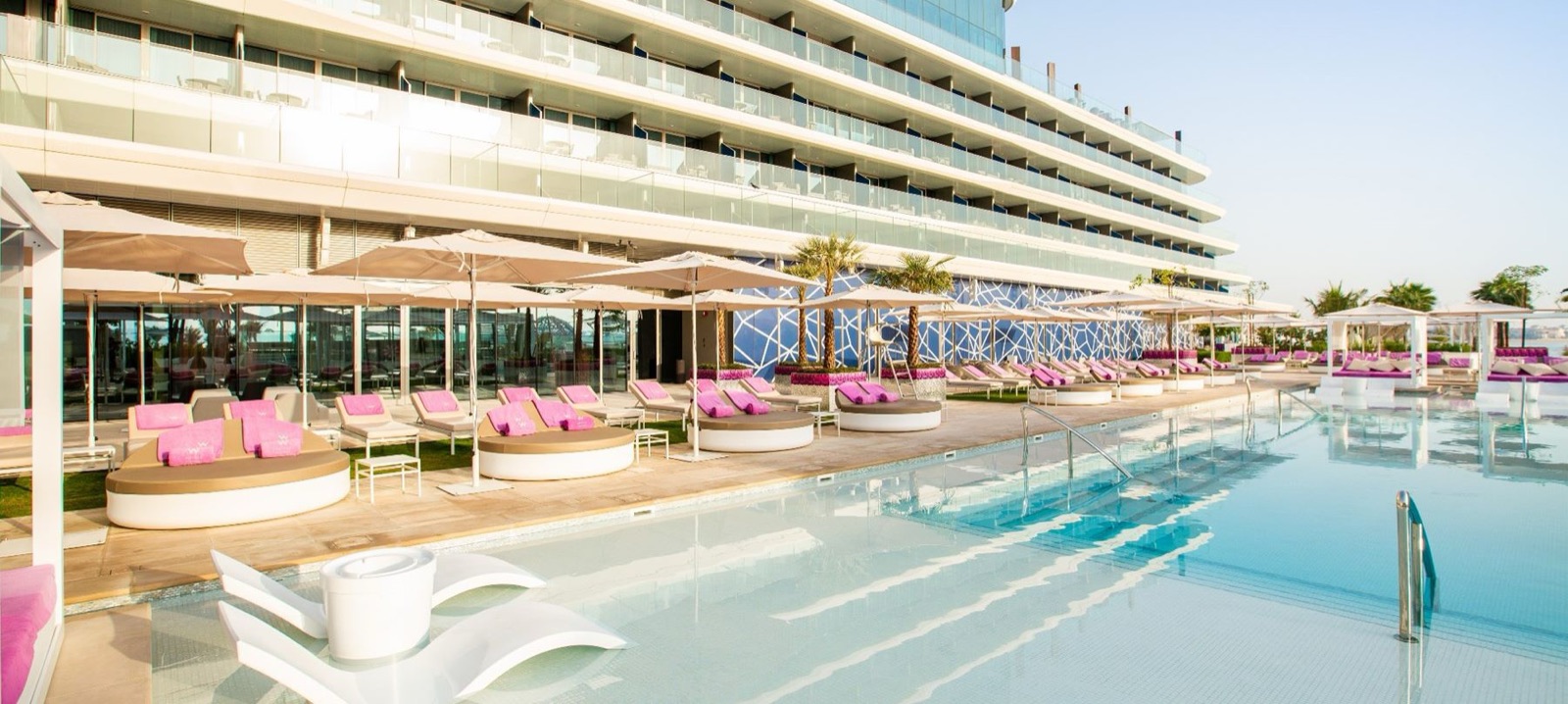 WET Deck in Dubai, Foto 1 von 3